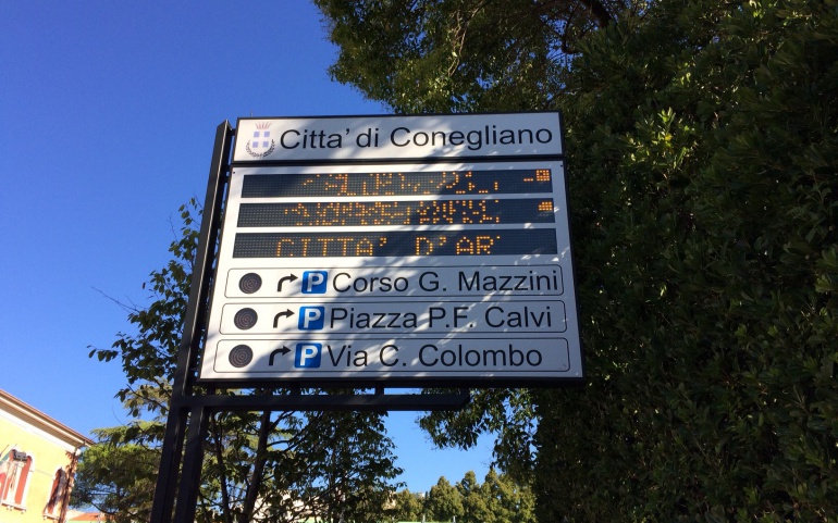 Interpellanza sul corretto funzionamento pannelli per la segnalazione della disponibilità di posti auto a pagamento